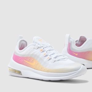 Nike Air Max Axis Premium Sneakers